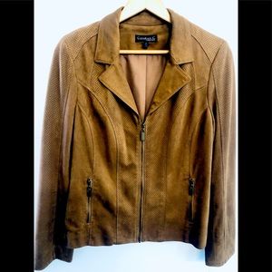 Gorgeous tan Jacket, material feels and looks like suede.